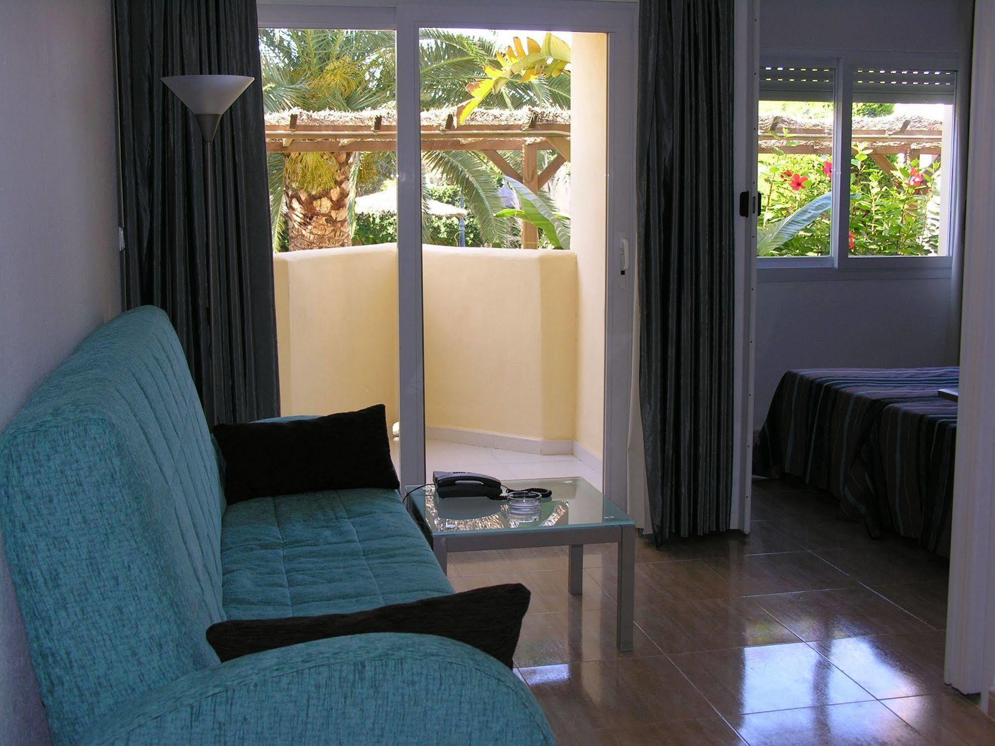 Aparthotel Villas La Manga Exteriör bild