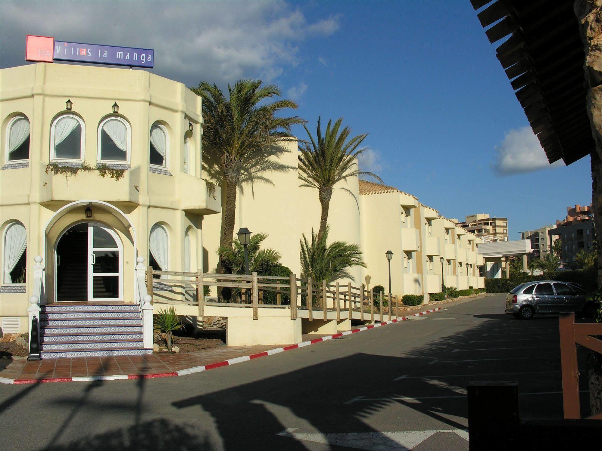 Aparthotel Villas La Manga Exteriör bild